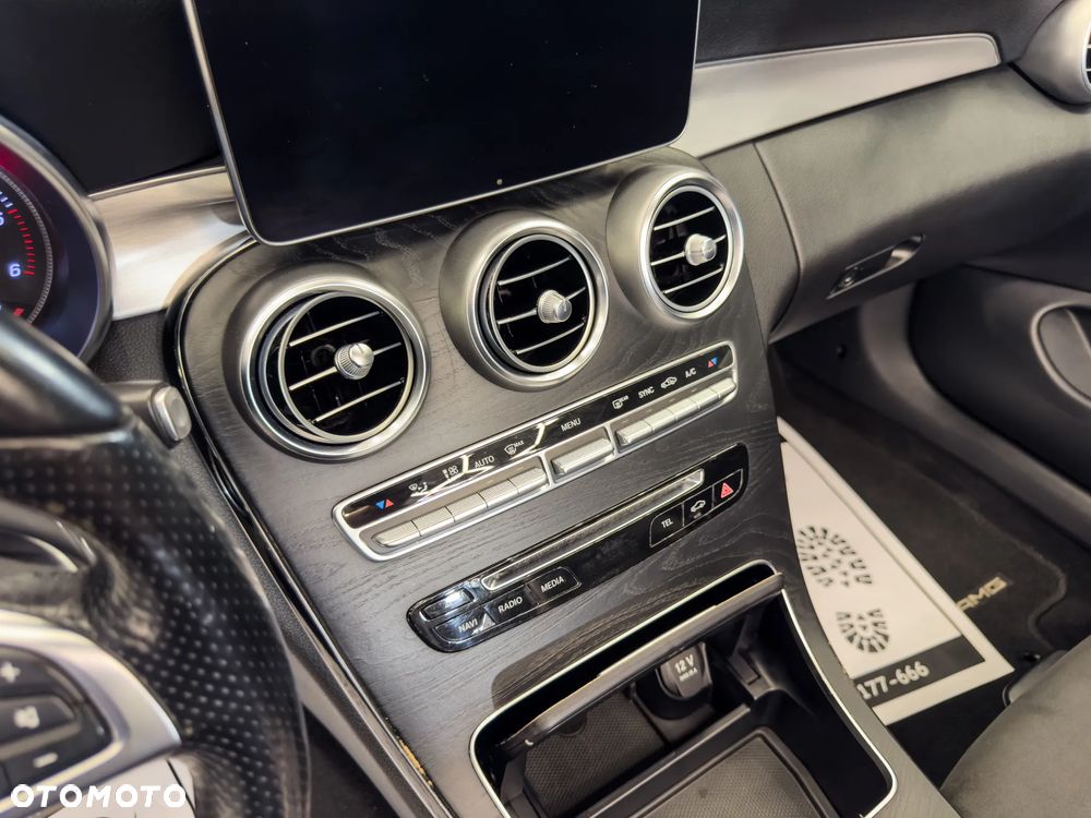 Mercedes-Benz Klasa C 220 CDI 7G-TRONIC Edition - 29