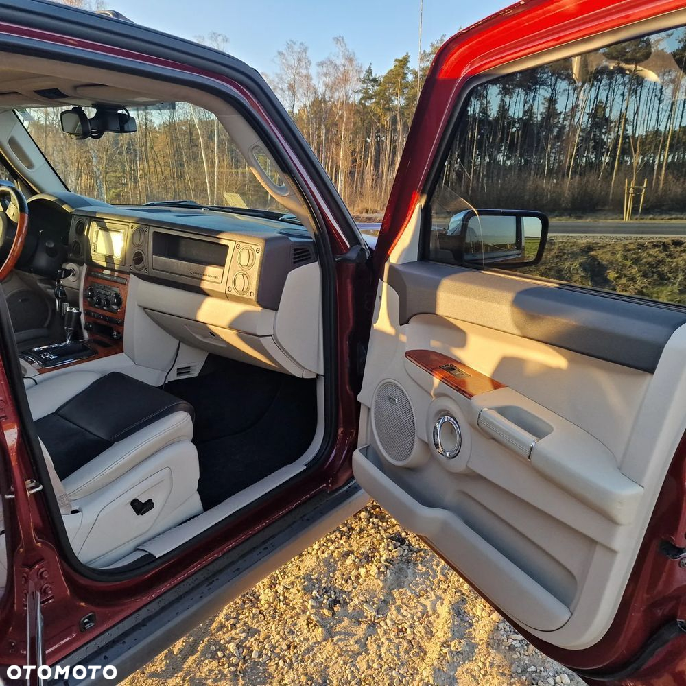 Jeep Commander 5.7 V8 Overland - 13