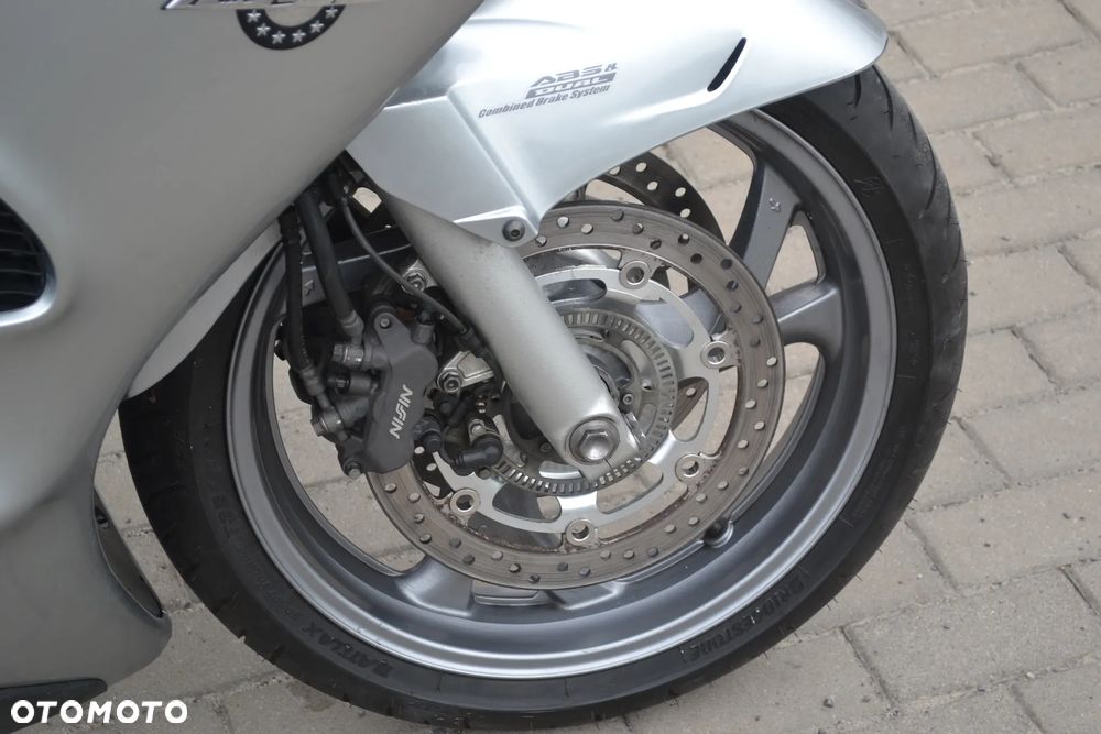 Honda ST - 20