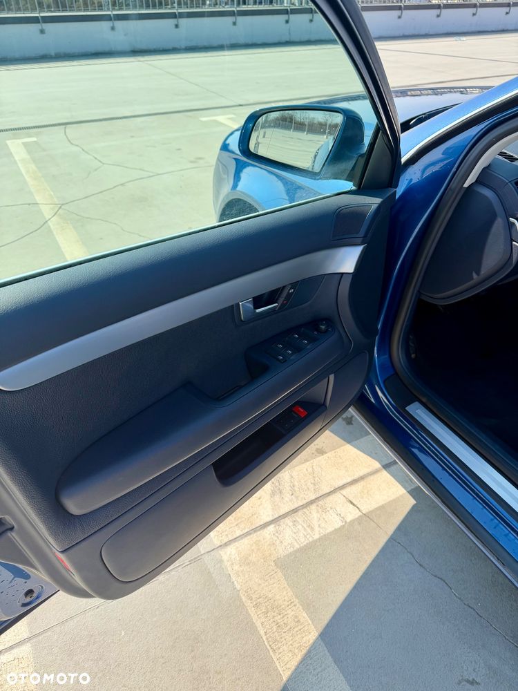 Audi A4 Avant 1.8 T quattro - 14