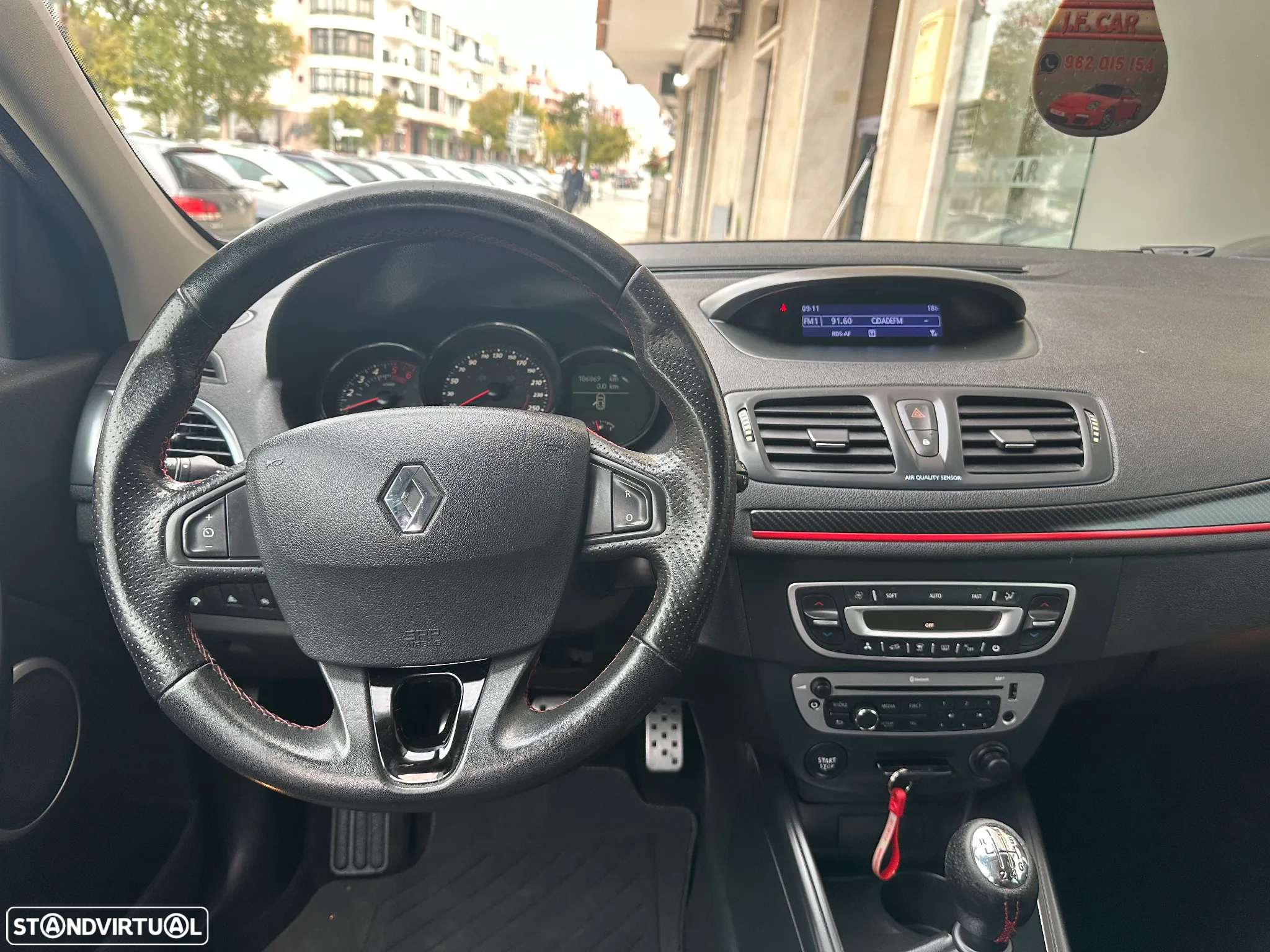 Renault Mégane Sport Tourer 1.5 dCi GT Line SS - 30