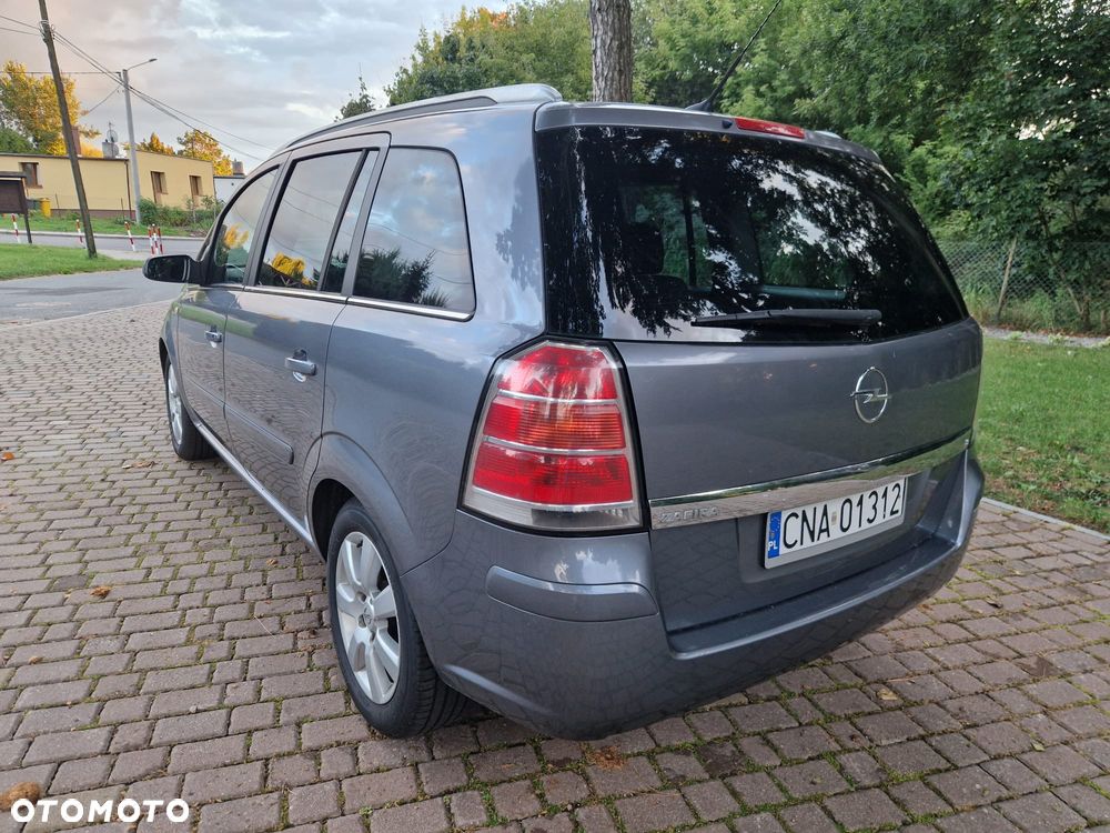 Opel Zafira 1.8 Elegance - 19