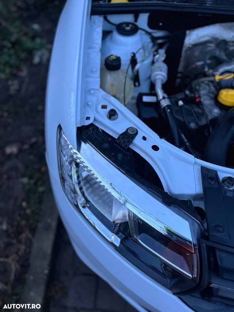 Dacia Logan 0.9 TCe 90 CP GPL Laureate - 30