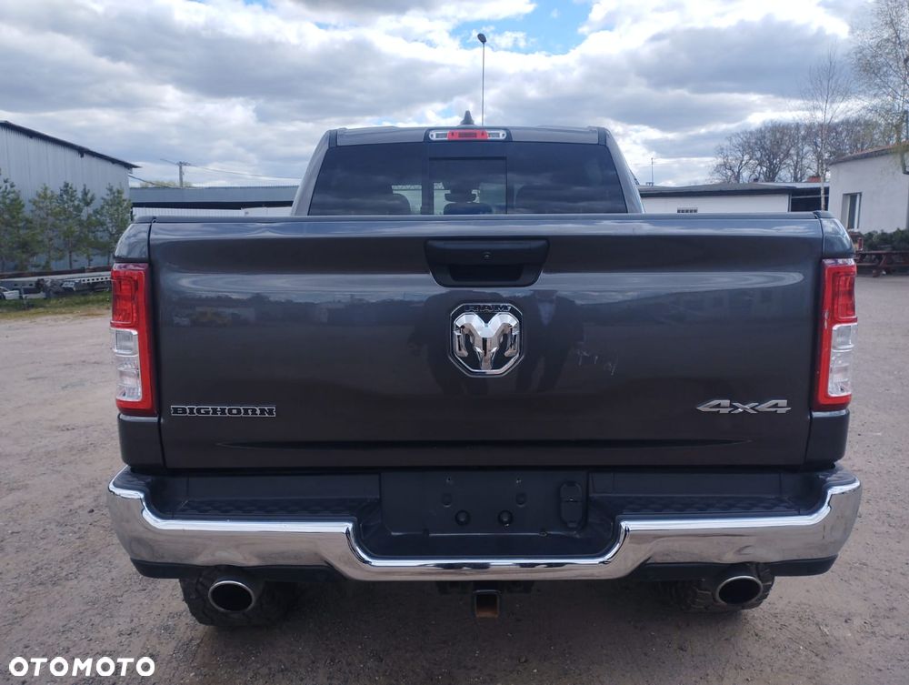 RAM 1500 - 4