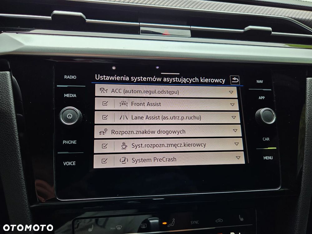 Volkswagen Arteon 2.0 TSI R-Line DSG - 20