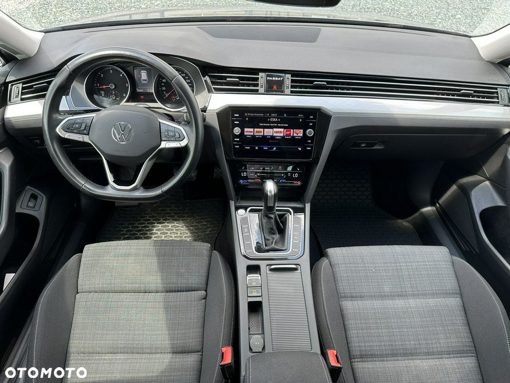 Volkswagen Passat - 5