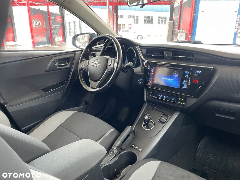 Toyota Auris Hybrid 135 Comfort - 8