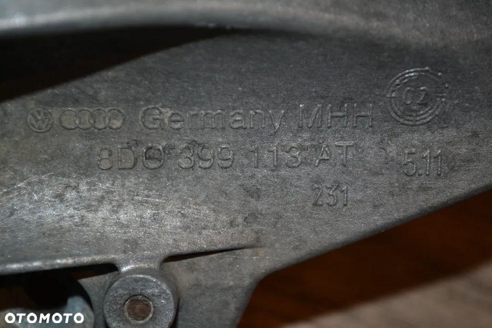 VW AUDI ŁAPA SKRZYNI BIEGÓW 8D0399113AT - 2