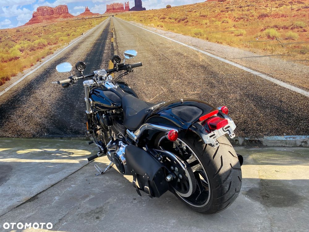 Harley-Davidson FXSB Breakout - 8