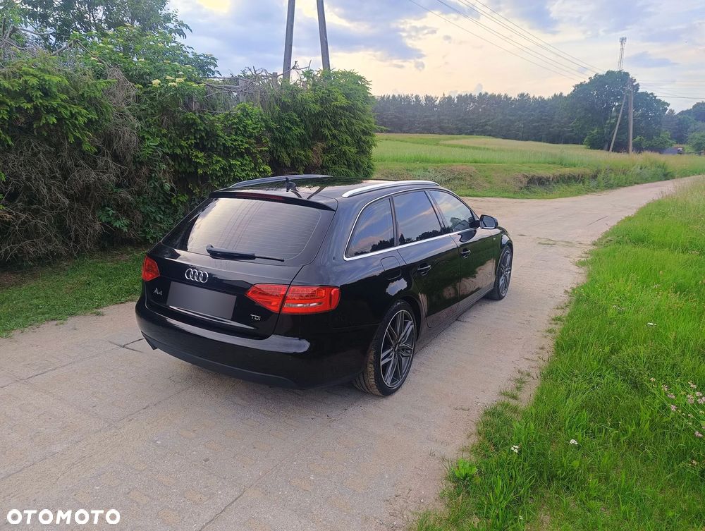 Audi A4 Avant 2.0 TDI DPF S line Sportpaket - 7