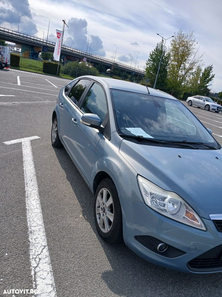 Ford Focus - 10