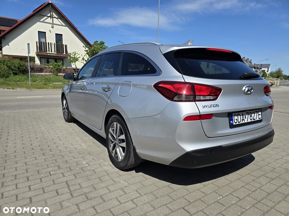 Hyundai i30 1.6 D Premium - 15