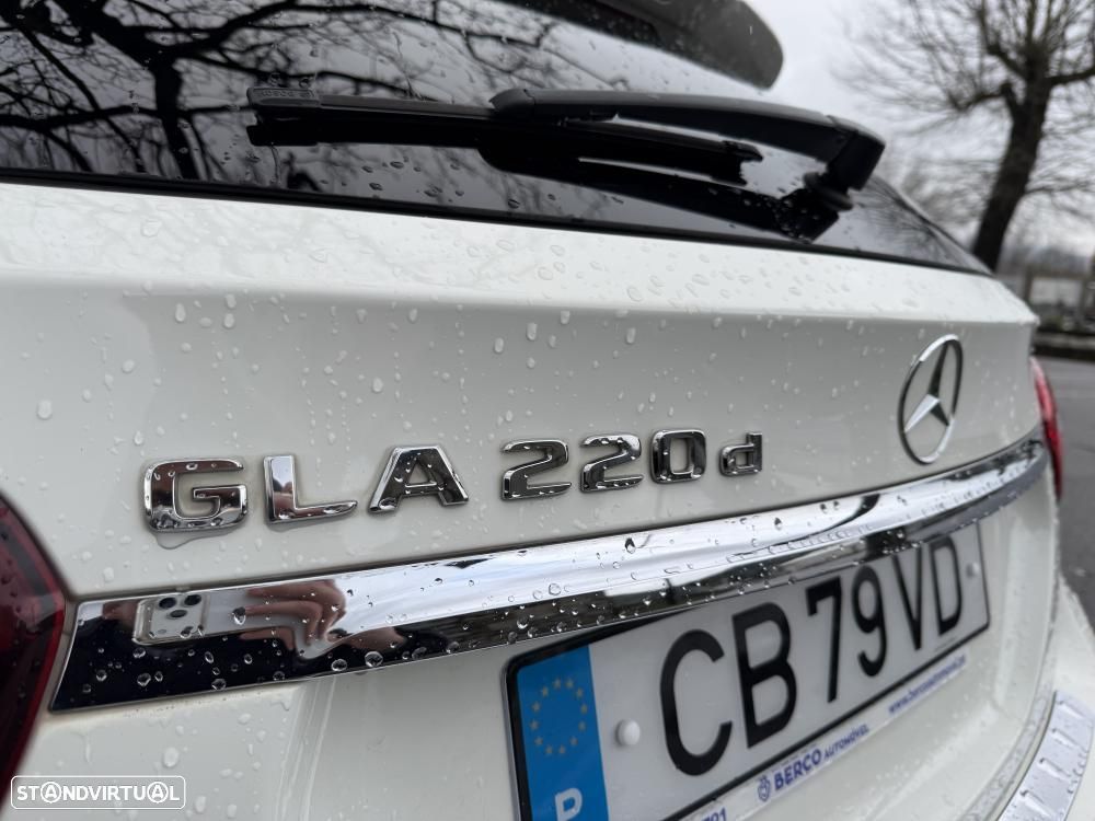 Mercedes-Benz GLA 220 d AMG Line - 16