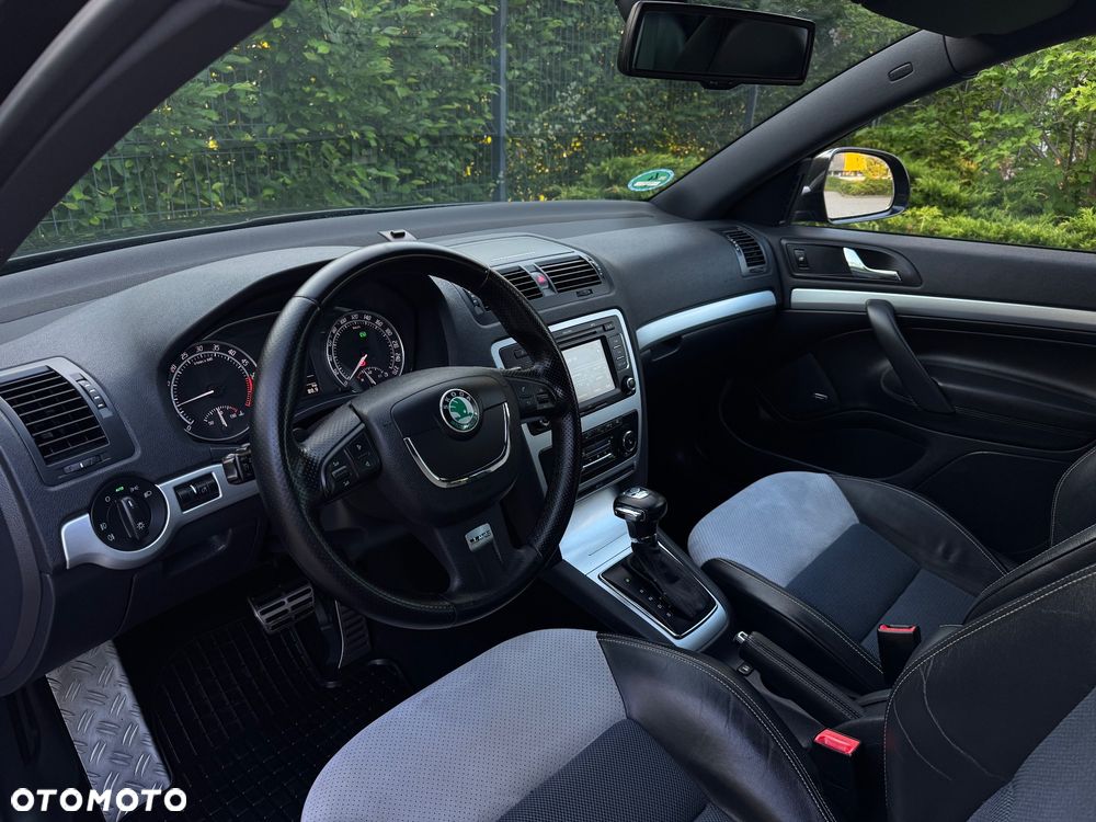 Skoda Octavia 2.0 TDI CR DPF DSG RS - 6