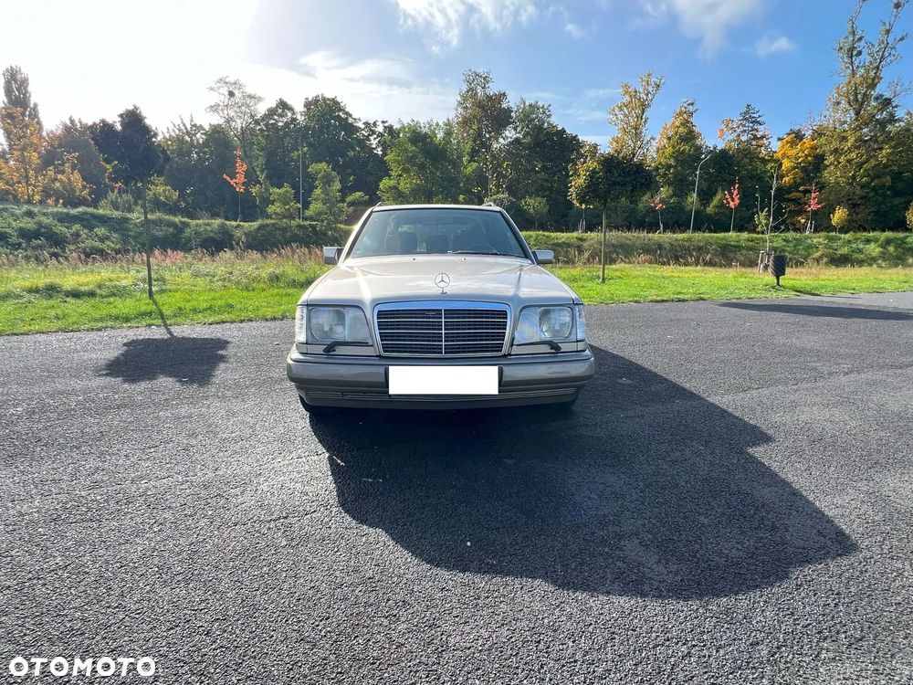 Mercedes-Benz Klasa E - 2