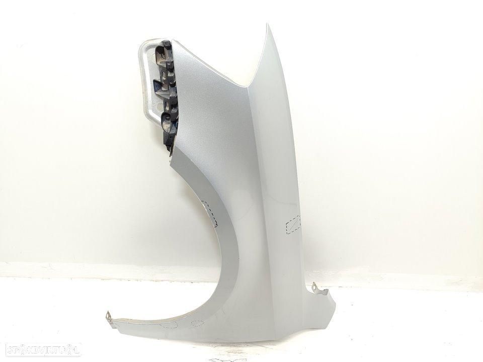 GUARDA-LAMAS FRENTE ESQUERDO VOLKSWAGEN PASSAT BERLINA 362 - 1