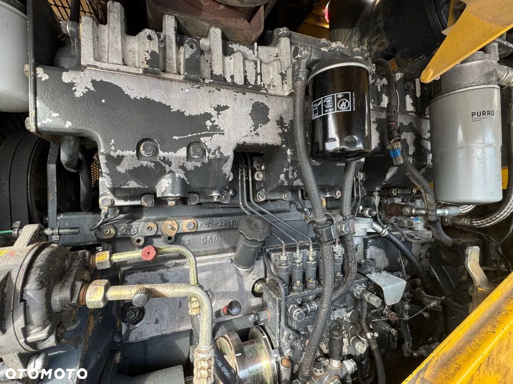 Komatsu WA470-3H - 8