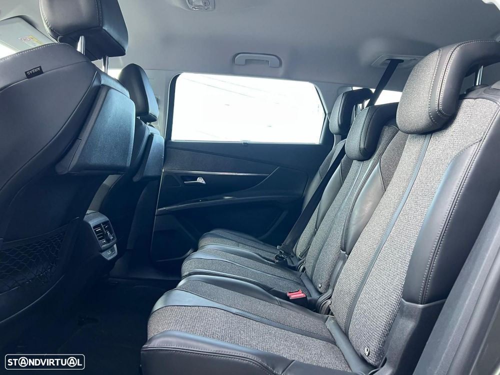Peugeot 5008 1.6 BlueHDi Allure EAT6 - 7