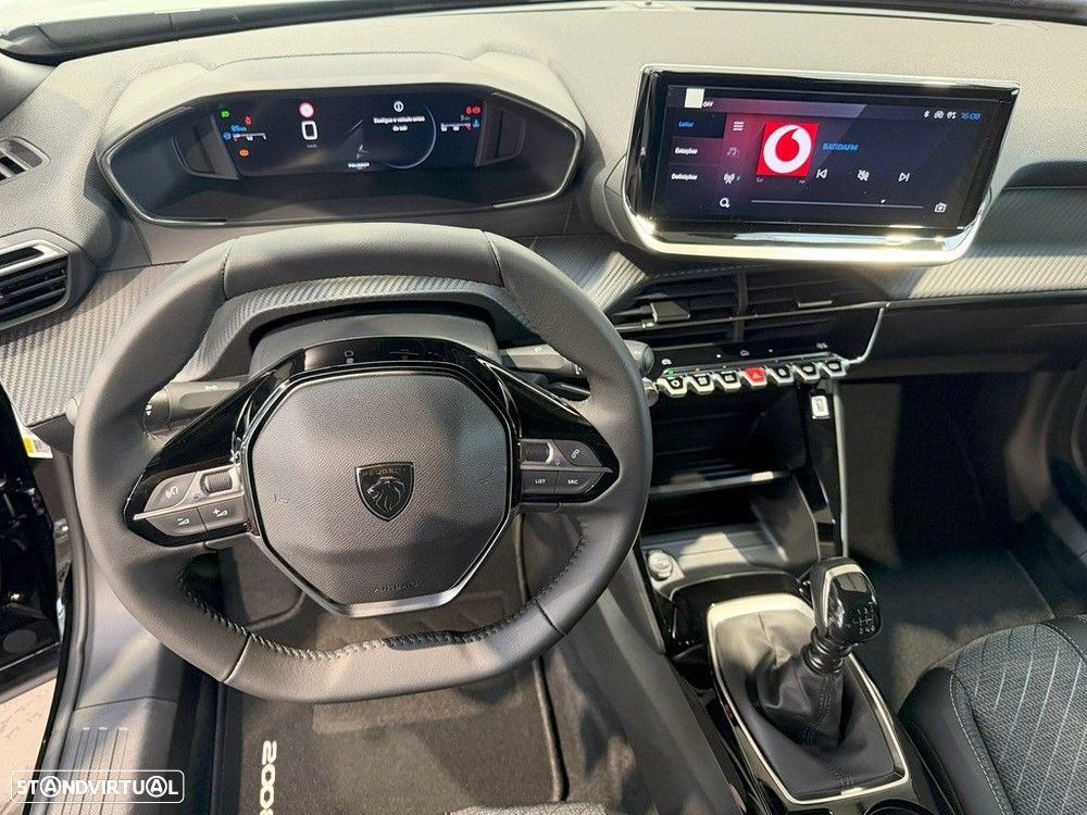 Peugeot 2008 - 11