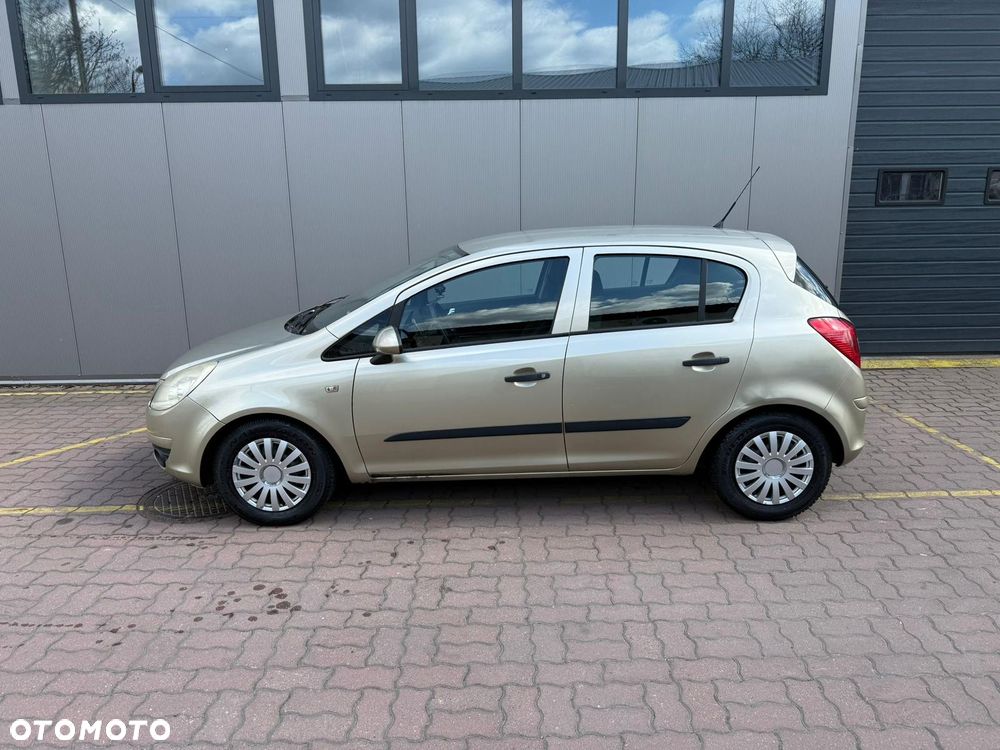 Opel Corsa 1.2 16V Enjoy - 10