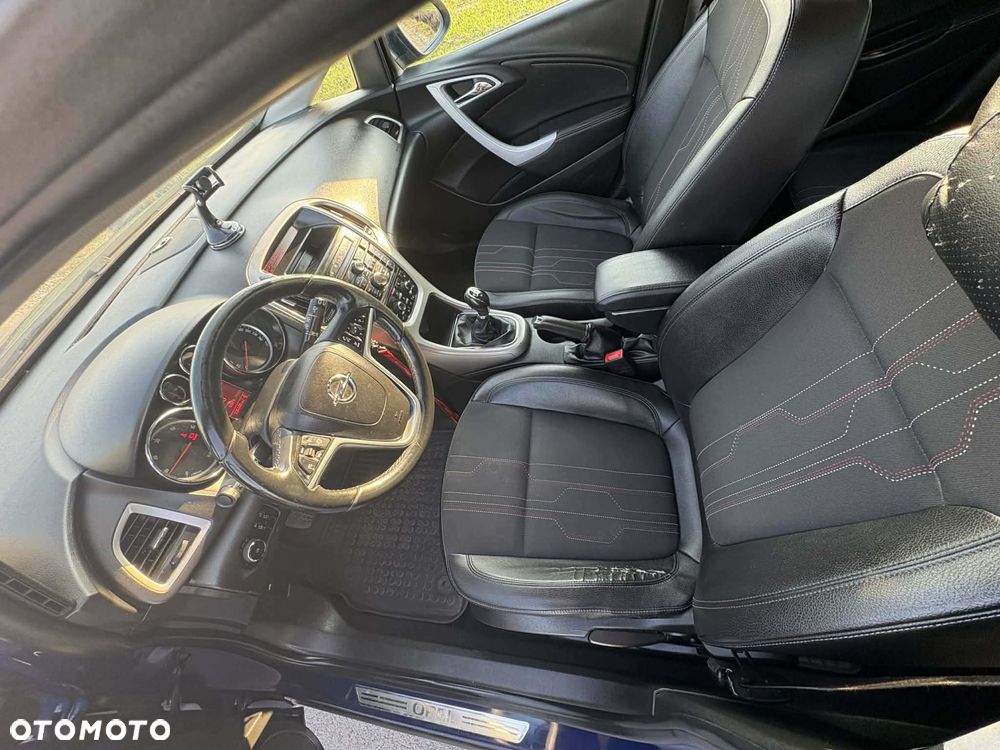 Opel Astra ver-2-0-cdti-sport - 3