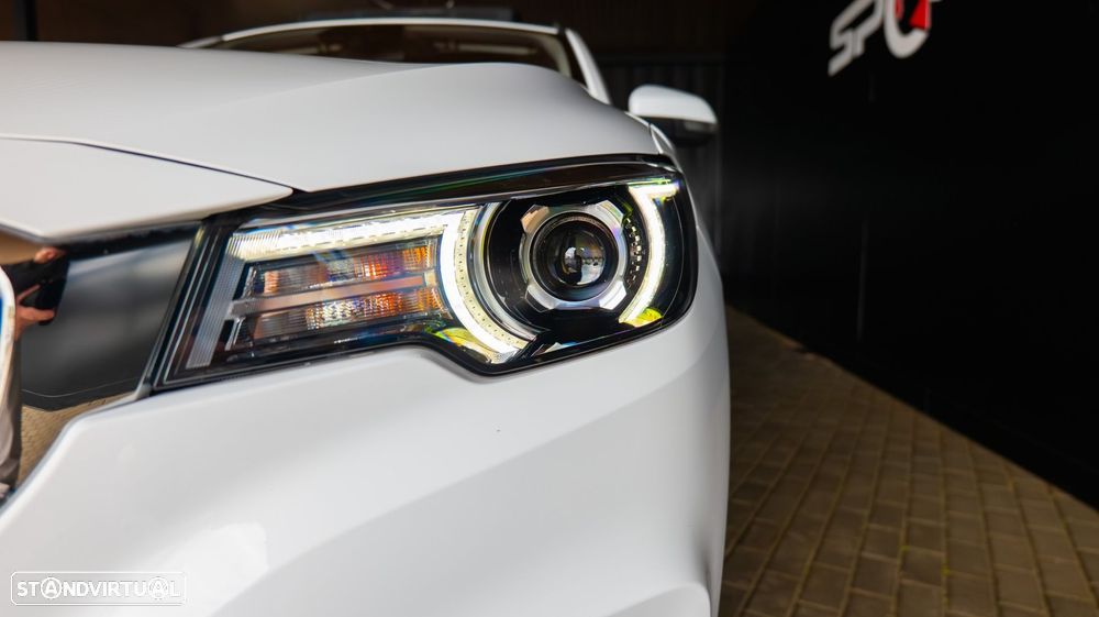 MG ZS EV Luxury - 26