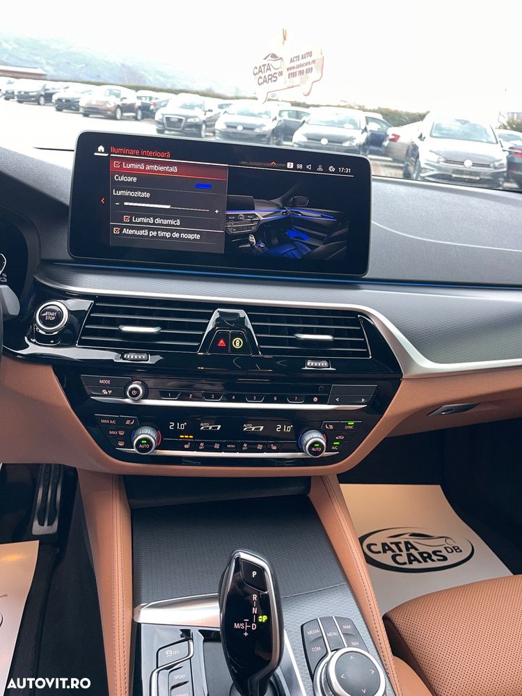 BMW Seria 5 530e Aut. M Sport Edition - 34