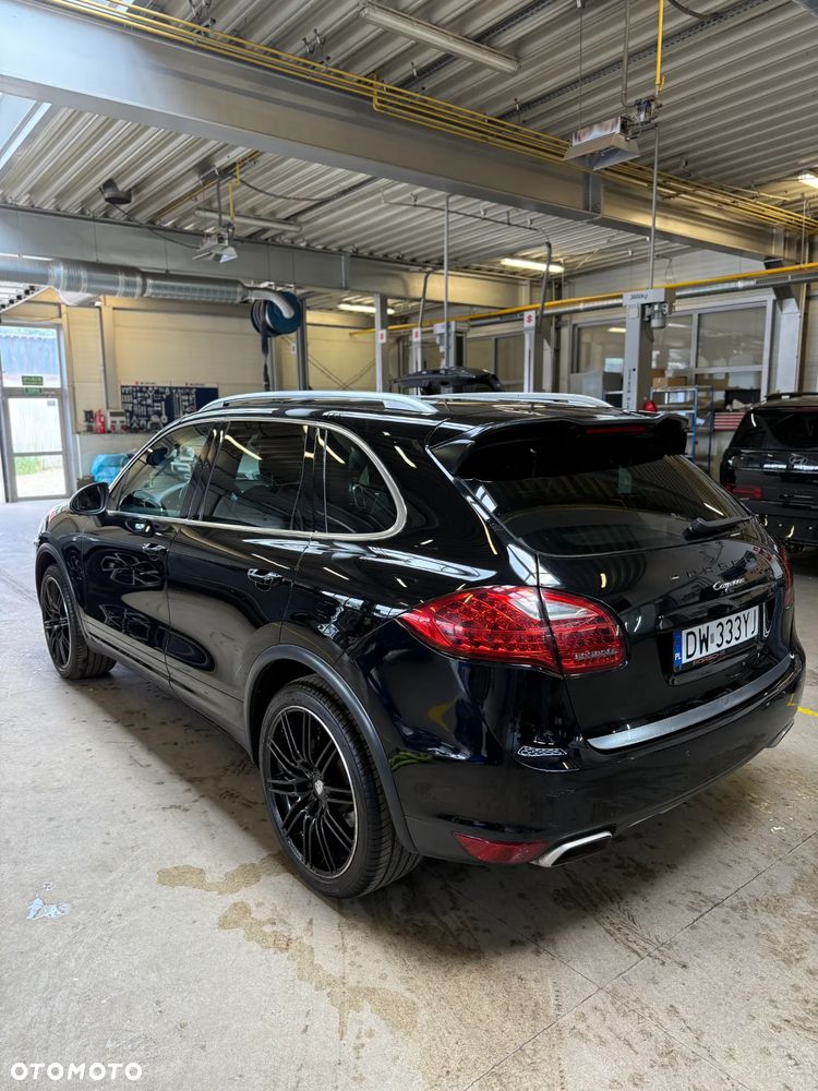 Porsche Cayenne - 13