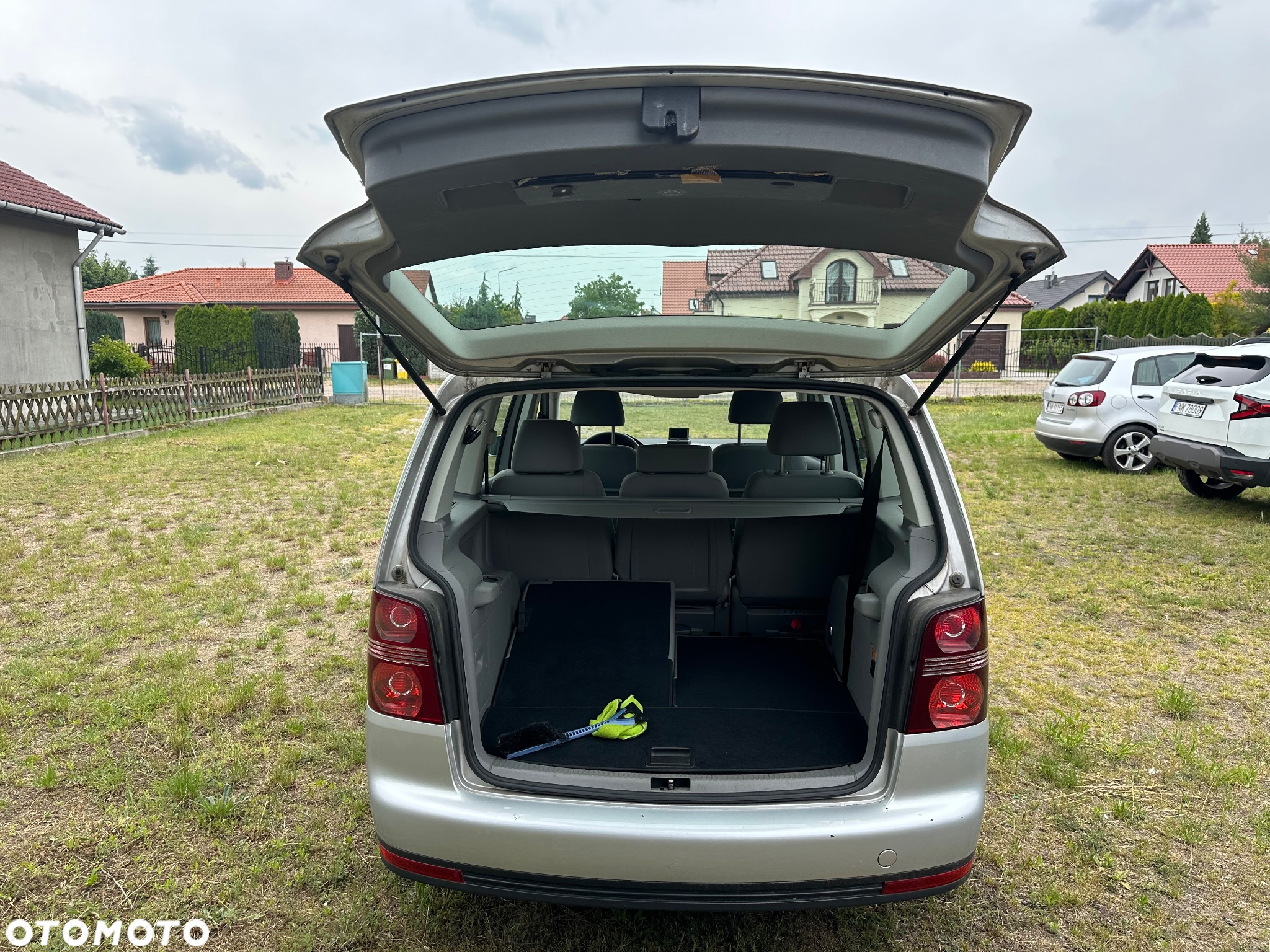 Volkswagen Touran 1.6 Trendline - 7