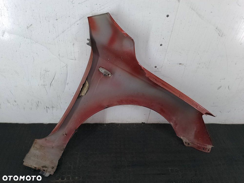 BŁOTNIK LEWY PRZÓD KIA PRO CEE'D LAK:04 - 7