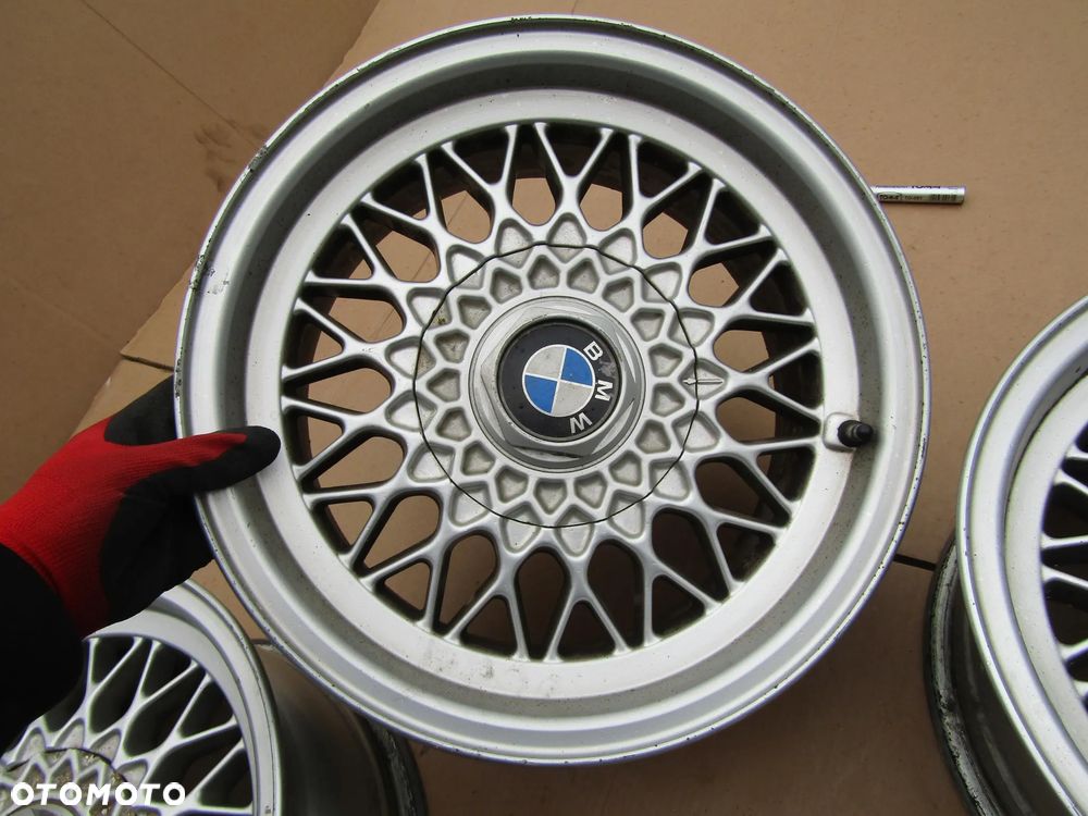 4x Felgi Aluminiowe 15 BMW E21 E24 E34 7 j 5x120 ET20 piasta 72,1 m 1179774 - 13