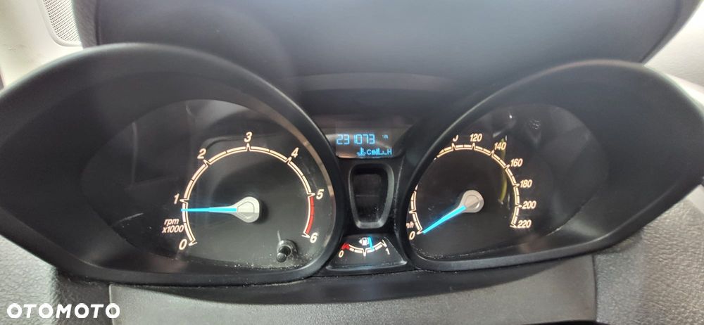 Ford Transit Courier S&S Basis - 11