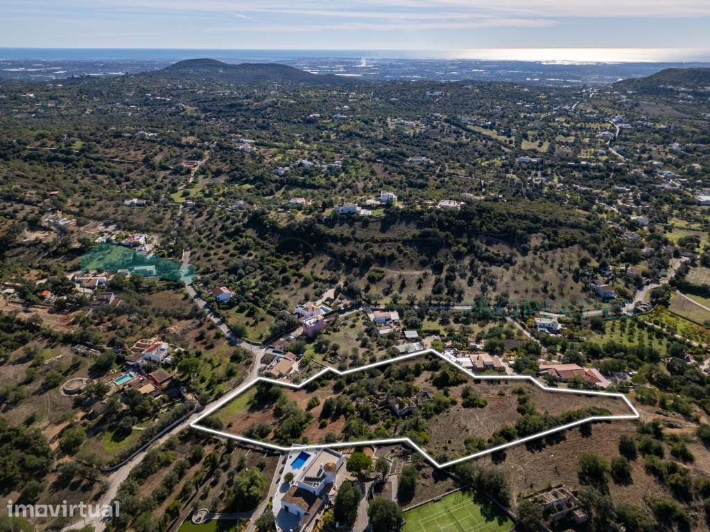 Terreno com ruína - Santa Barbara de Nexe - Grande imagem: 2/32