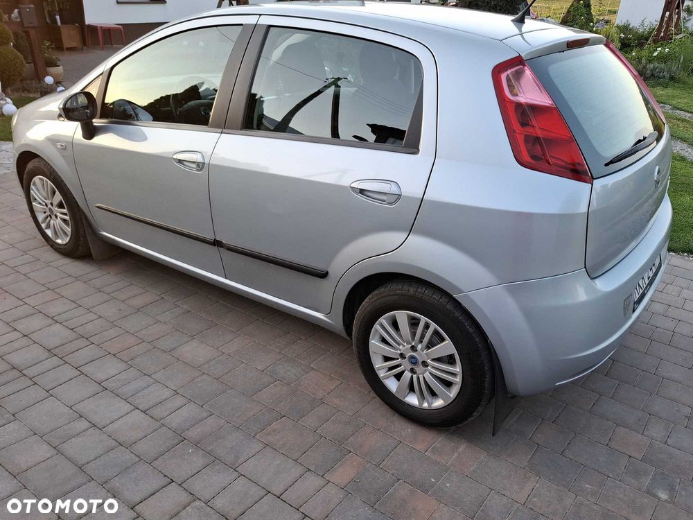 Fiat Grande Punto - 1