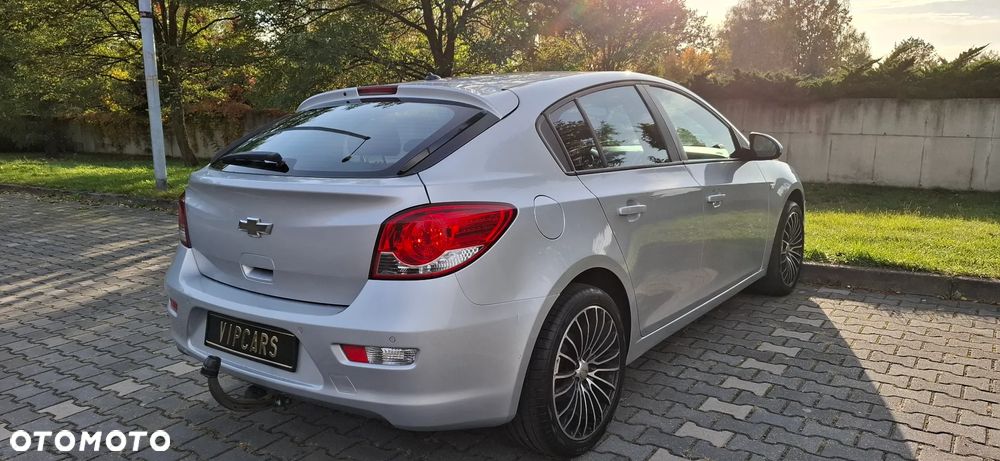 Chevrolet Cruze 1.8 LT+ - 17