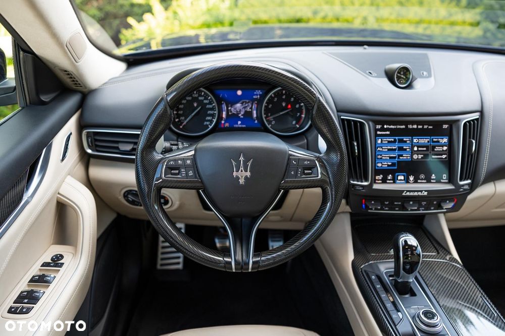 Maserati Levante S - 25