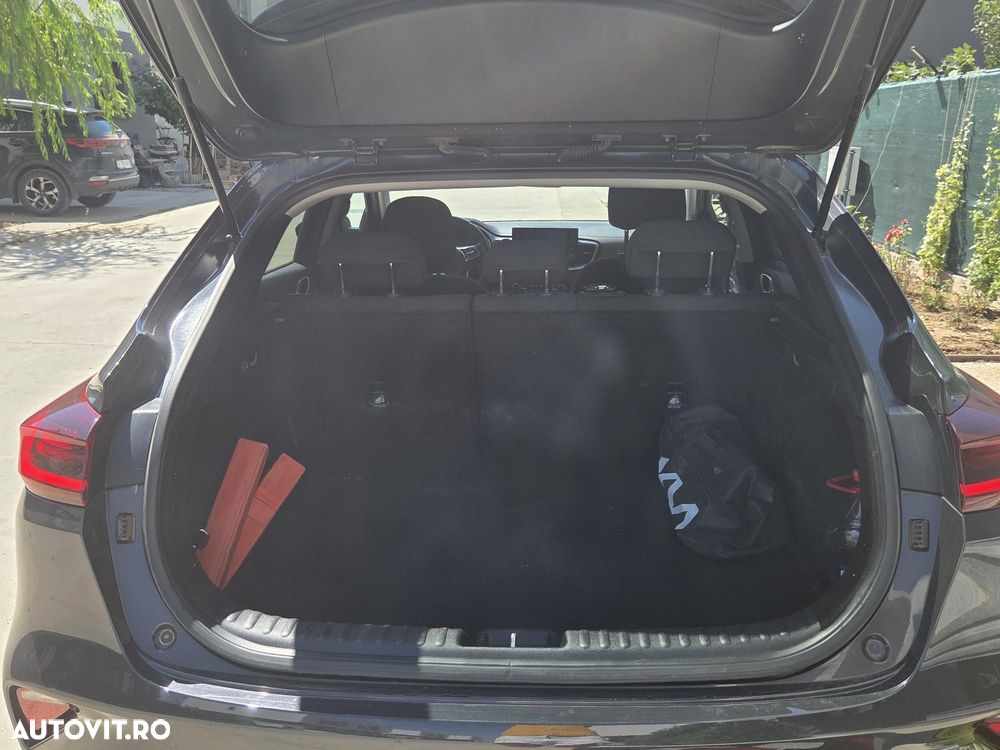 Kia XCeed 1.5 T-GDI 6MT City - 3