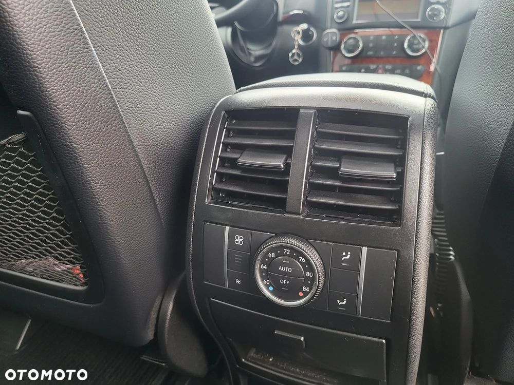 Mercedes-Benz GL 450 - 29