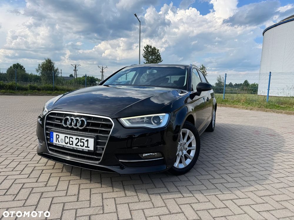 Audi A3 Sportback - 1