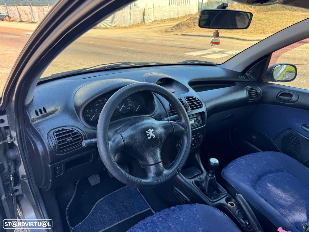 Peugeot 206 1.1 XT - 9