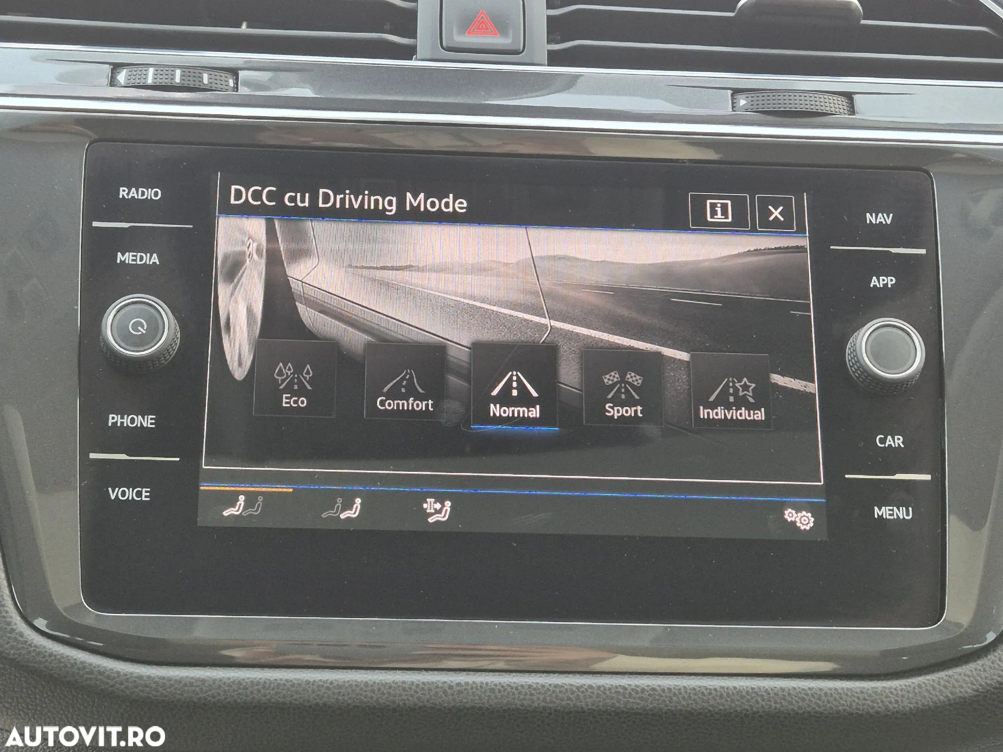 Volkswagen Tiguan Allspace 2.0 TDI 4Mot DSG Elegance - 34