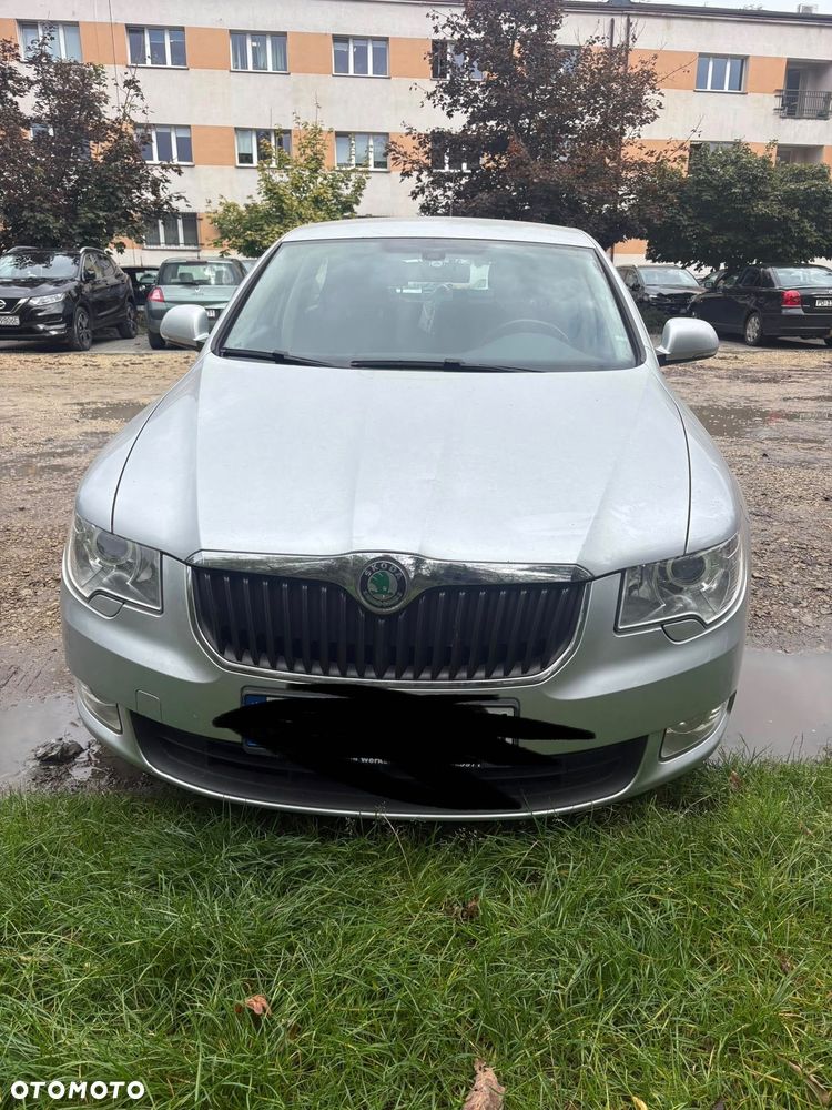 Skoda Superb - 1