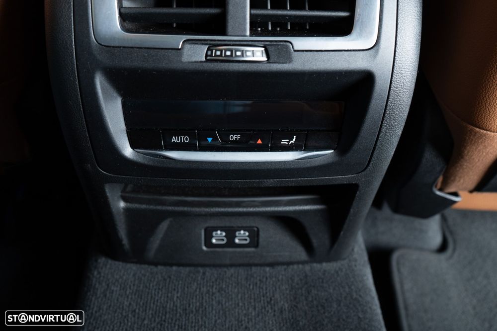 BMW iX3 M Sport Inspiring - 13