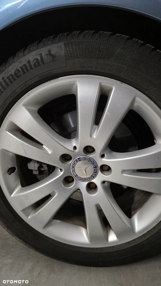 Mercedes-Benz Klasa C 250 CDI BlueEff Avantgarde - 40