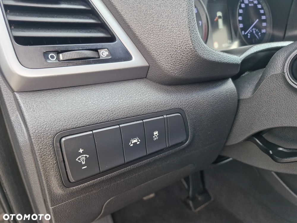 Hyundai Tucson 1.6 GDi 2WD Advantage - 30