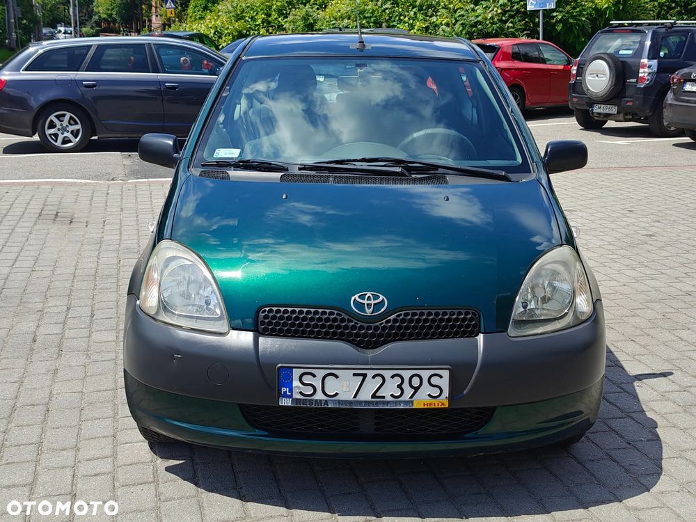 Toyota Yaris 1.0 Luna - 11