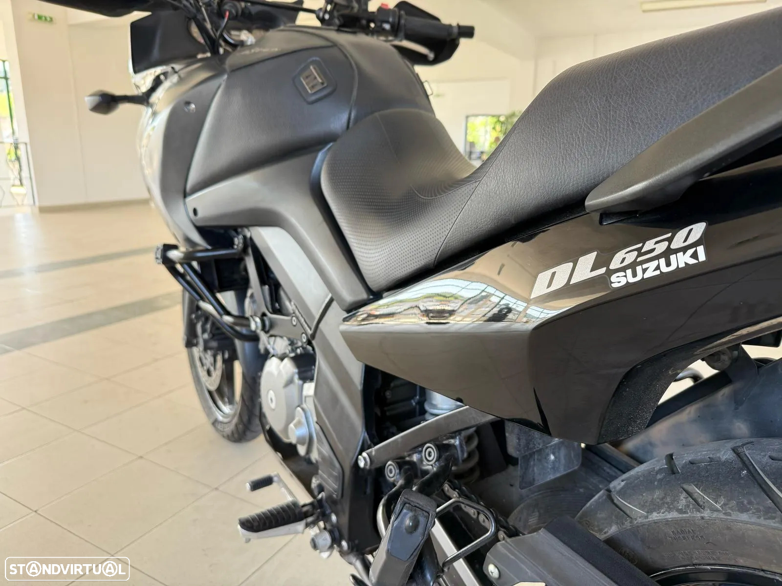 Suzuki DL V-Strom - 13