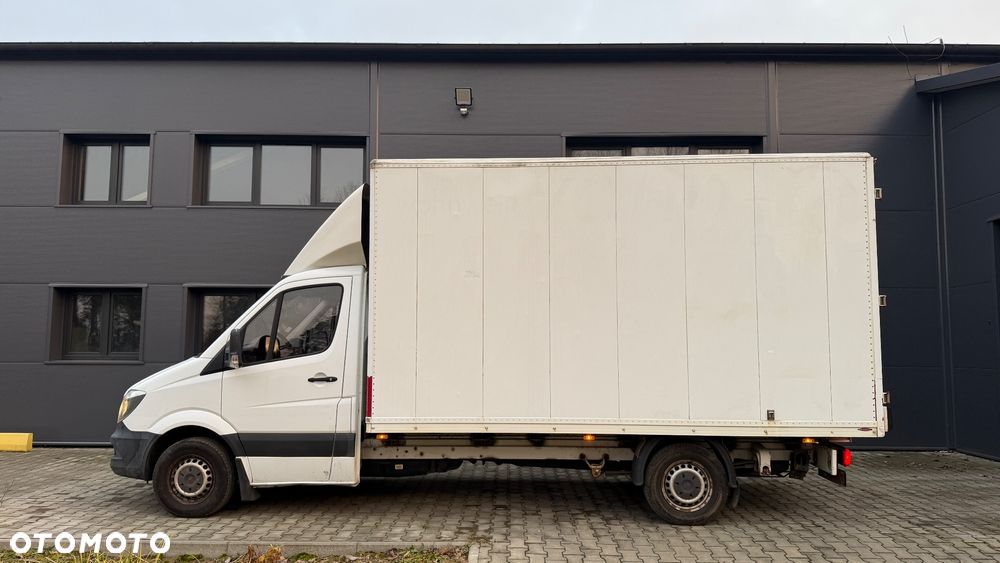 Mercedes-Benz Sprinter - 5