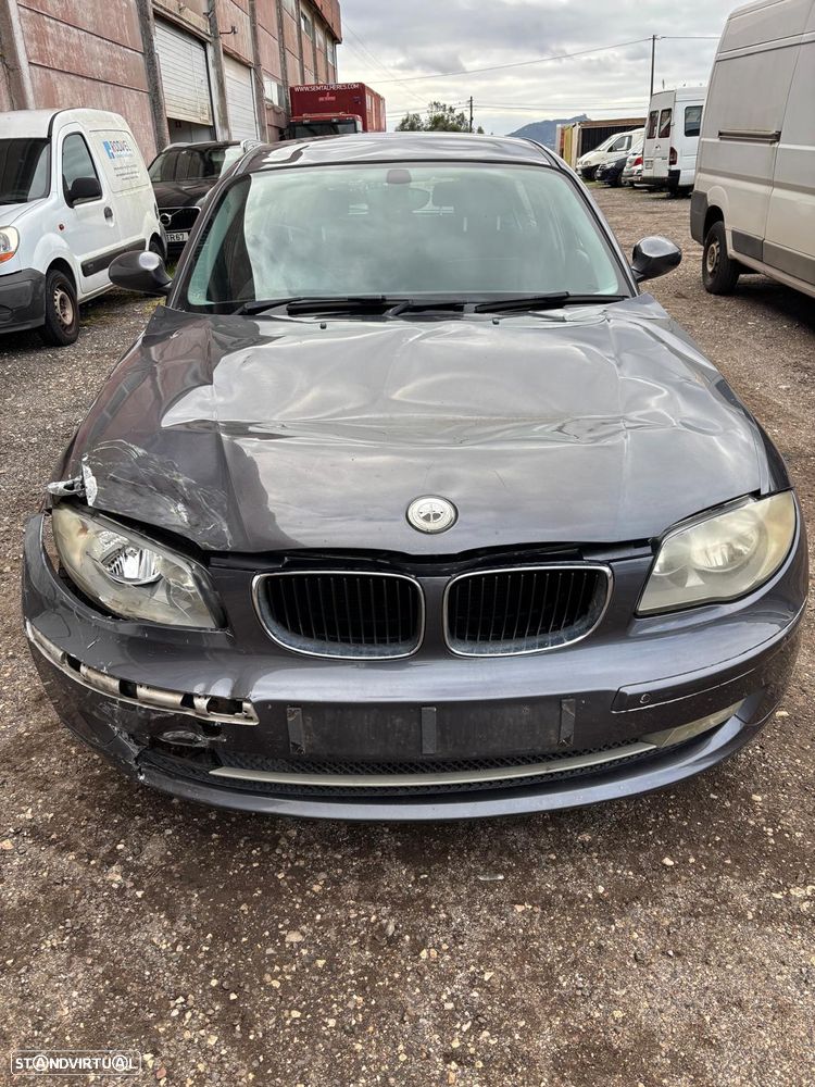 BMW Serie 1 E87 para pecas - 1