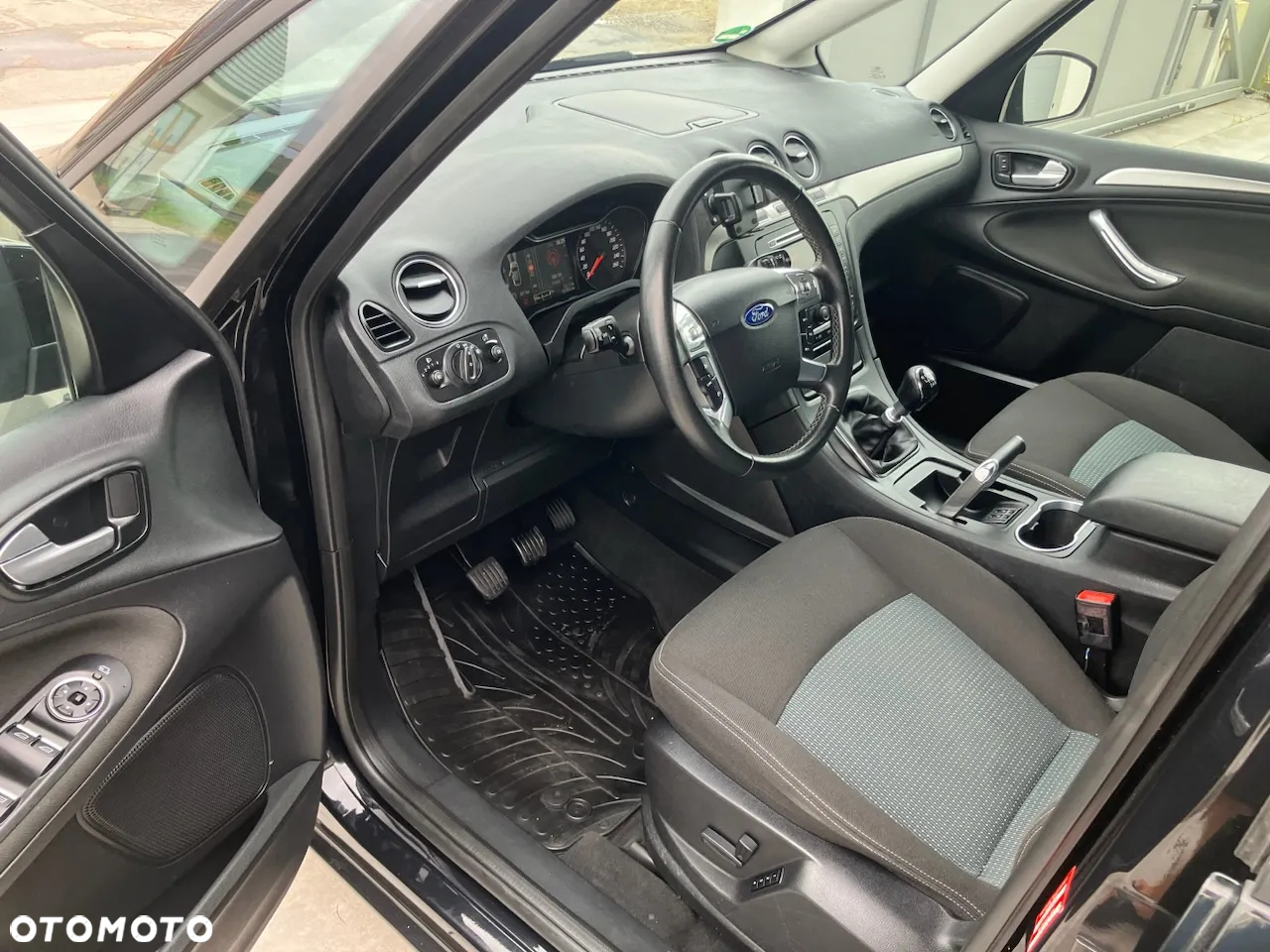 Ford Galaxy 2.0 TDCi Titanium - 19